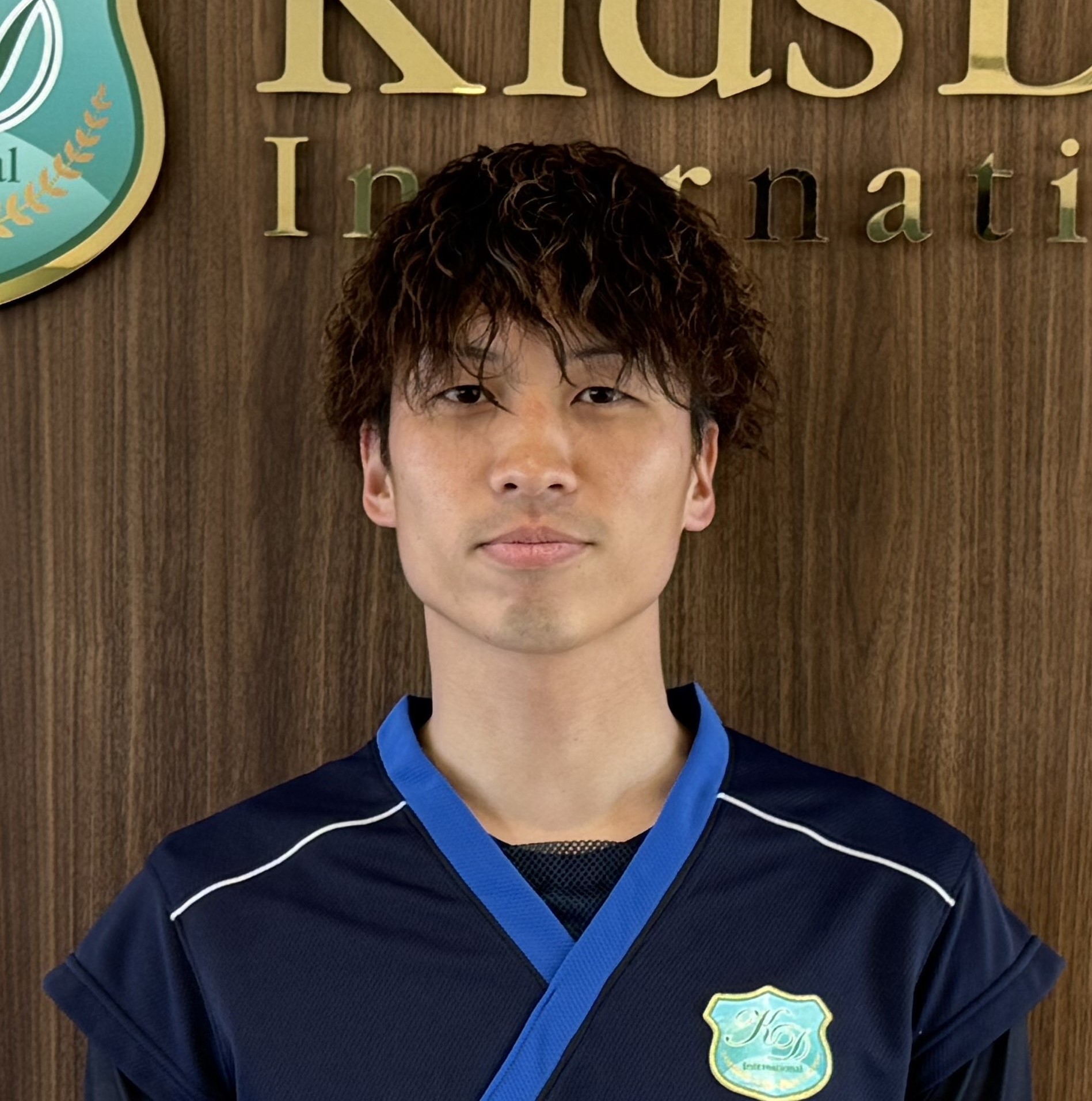 Teacher Hiro（運動指導）