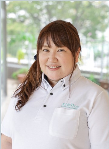 ちはる先生（日本人（保育士）リーダー）